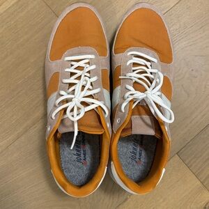 Johnnie O sneakers